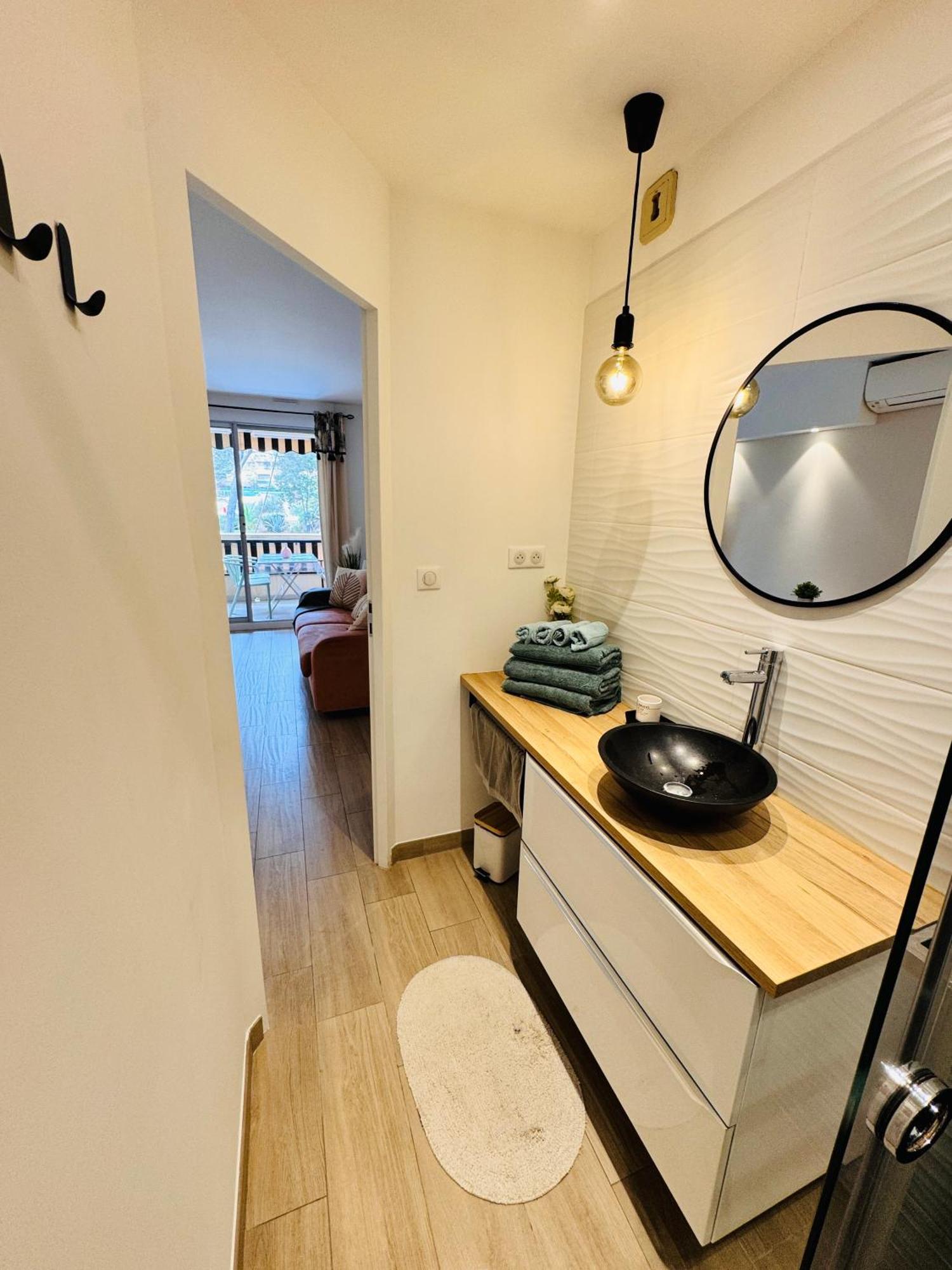 Apartment A 3 Minutes A Pied Saint-Raphael (Var)